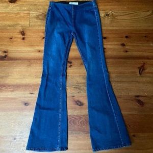 ✨ dark wash flare jeans ✨